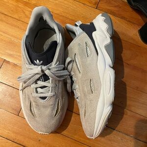 Adidas Special Collection Ozweego Celox W Size 7.5